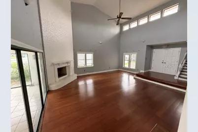 7 Clee Ct, Palm Coast, FL 32137 - Photo 2