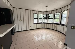7 Clee Ct, Palm Coast, FL 32137 - Photo 4
