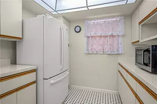 725 Port Malabar Blvd NE, Palm Bay, FL 32905 - Photo 8