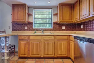 202 Sandspur Ln, Deland, FL 32724 - Photo 12