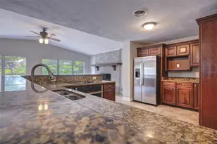 321 Huntington Dr, Deland, FL 32724 - Photo 8