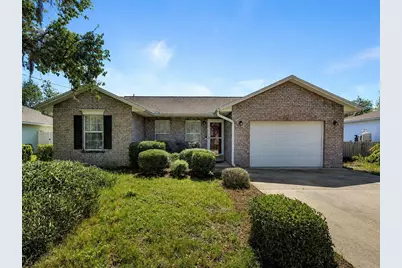 1141 8th Avenue, Deland, FL 32724 - Photo 1