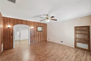 2101 E Grant Ave, Orlando, FL 32806 - Photo 16