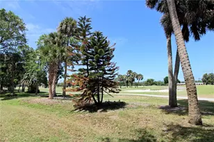 101 Grand Oaks Cir, Daytona Beach, FL 32114 - Photo 6