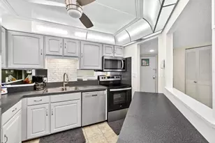 935 N Halifax Ave, Daytona Beach, FL 32118 - Photo 12