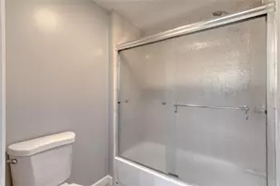 732 Avondale Ave, Daytona Beach, FL 32117 - Photo 24