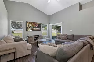 1520 Baywood Village Ct, Mount Dora, FL 32757 - Photo 8
