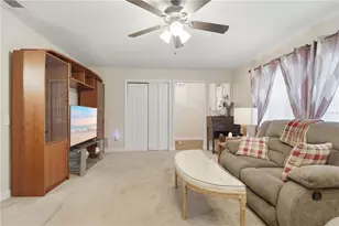 1111 Helen Dr, Deland, FL 32720 - Photo 14