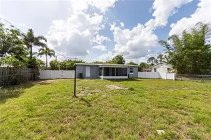 3208 Pinetree St, Port Charlotte, FL 33952 - Photo 16