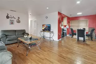 511 S Elsasser St, Deland, FL 32720 - Photo 2