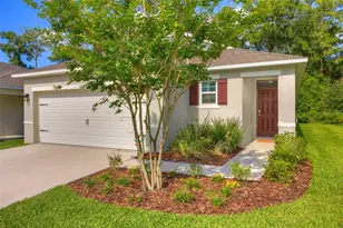 372 Pelham Park Dr, Deland, FL 32720 - Photo 2