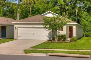 372 Pelham Park Dr, Deland, FL 32720 - Photo 1