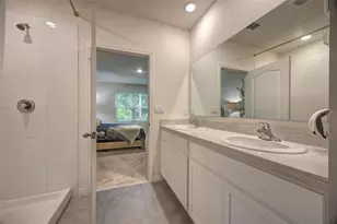 372 Pelham Park Dr, Deland, FL 32720 - Photo 16