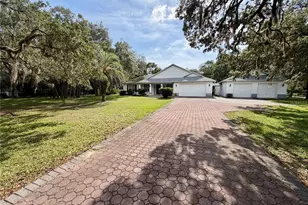18749 Lansford Dr, Hudson, FL 34667 - Photo 8