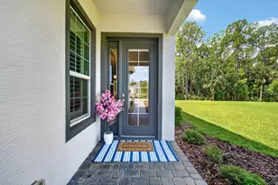 823 Pinewood Dr, Ormond Beach, FL 32174 - Photo 2