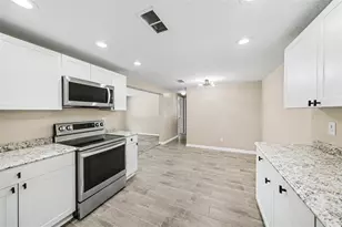 701 E Woodland St, Bunnell, FL 32110 - Photo 12