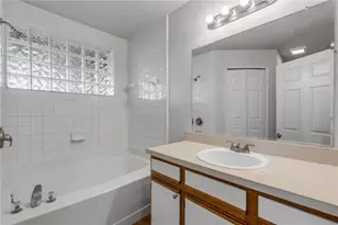 5546 Regal Oak Cir, Orlando, FL 32810 - Photo 18