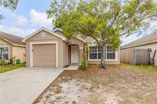 5546 Regal Oak Cir, Orlando, FL 32810 - Photo 2