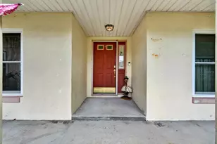 1348 N Wembley Cir, Port Orange, FL 32128 - Photo 2
