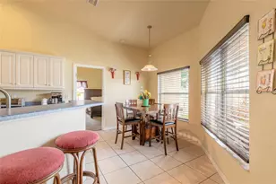 8 Lamoyne Ln, Palm Coast, FL 32137 - Photo 26