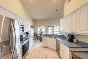 8 Lamoyne Ln, Palm Coast, FL 32137 - Photo 30