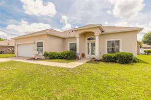 8 Lamoyne Ln, Palm Coast, FL 32137 - Photo 4