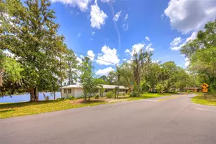 33 Willow Ln, Deland, FL 32724 - Photo 2