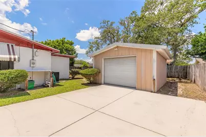 1584 Valencia Avenue, Daytona Beach, FL 32117 - Photo 22