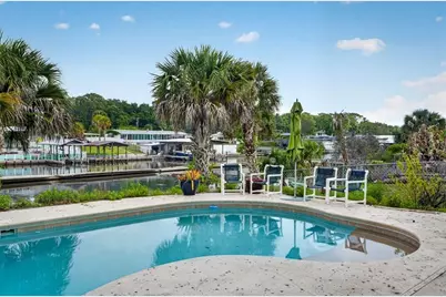 124 Randle Avenue, Oak Hill, FL 32759 - Photo 8