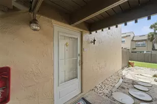 424 Windmeadows St, Altamonte Springs, FL 32701 - Photo 4