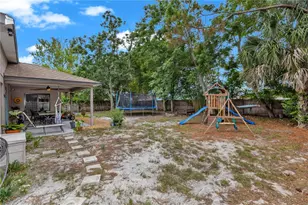 2111 E Parkton Dr, Deltona, FL 32725 - Photo 26
