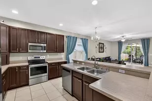 2478 Cypress Trace Cir, Orlando, FL 32825 - Photo 10