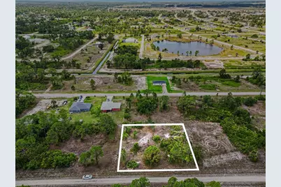 1046 Chandlee Street, Lehigh Acres, FL 33974 - Photo 2