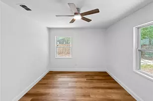 1507 NE 12th Ter, Gainesville, FL 32601 - Photo 18