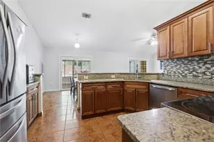 725 W 9th St, Deltona, FL 32725 - Photo 14