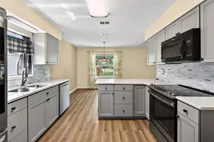 2127 King Richards Ct, Orange City, FL 32763 - Photo 14
