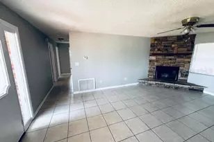 1931 English Dr, Deltona, FL 32738 - Photo 4