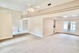 1063 Azalea Pointe Dr, Port Orange, FL 32129 - Photo 6