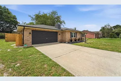 1248 W Embassy Drive, Deltona, FL 32725 - Photo 4