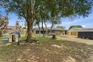 1248 W Embassy Dr, Deltona, FL 32725 - Photo 36