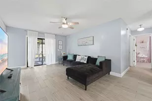 1248 W Embassy Dr, Deltona, FL 32725 - Photo 12