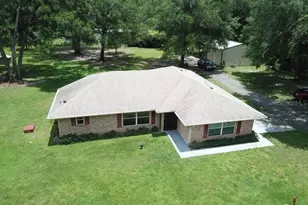 267 N Orange Ave, Lake Helen, FL 32744 - Photo 2