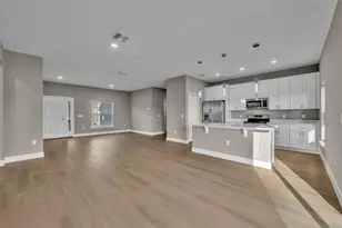 814 Price Ct, Deltona, FL 32738 - Photo 12