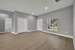 814 Price Ct, Deltona, FL 32738 - Photo 8