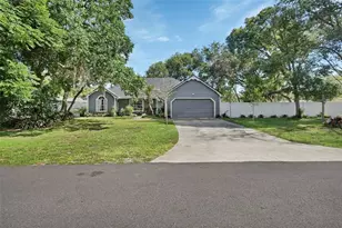 2323 W Magnolia Rd, Deland, FL 32724 - Photo 2