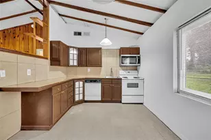 645 Park Ave, Orange City, FL 32763 - Photo 8