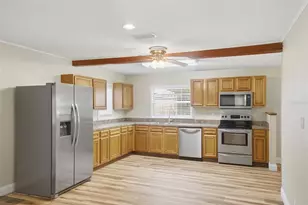 715 Wylly Ave, Sanford, FL 32773 - Photo 16
