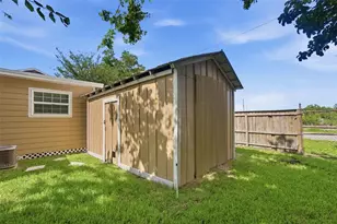 715 Wylly Ave, Sanford, FL 32773 - Photo 12