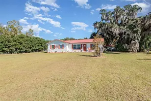 404 Grand Rondo E, Crescent City, FL 32112 - Photo 4