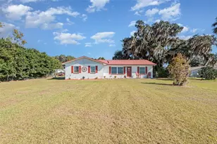 404 Grand Rondo E, Crescent City, FL 32112 - Photo 2